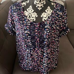AMERICAN EAGLE OUTFITTERS Navy Blue & Design Sheer Button Down Blouse Size Large